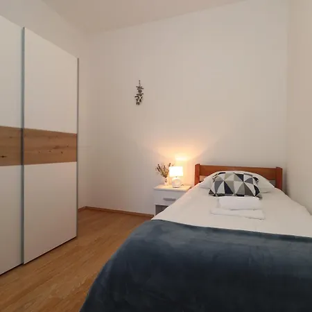 Nebo Apartment *