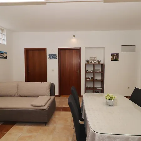 Nebo Apartment